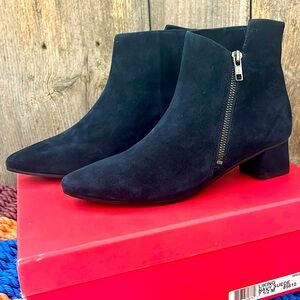 Vaneli Liking Asymmetrical zipper ankle boots 7.5